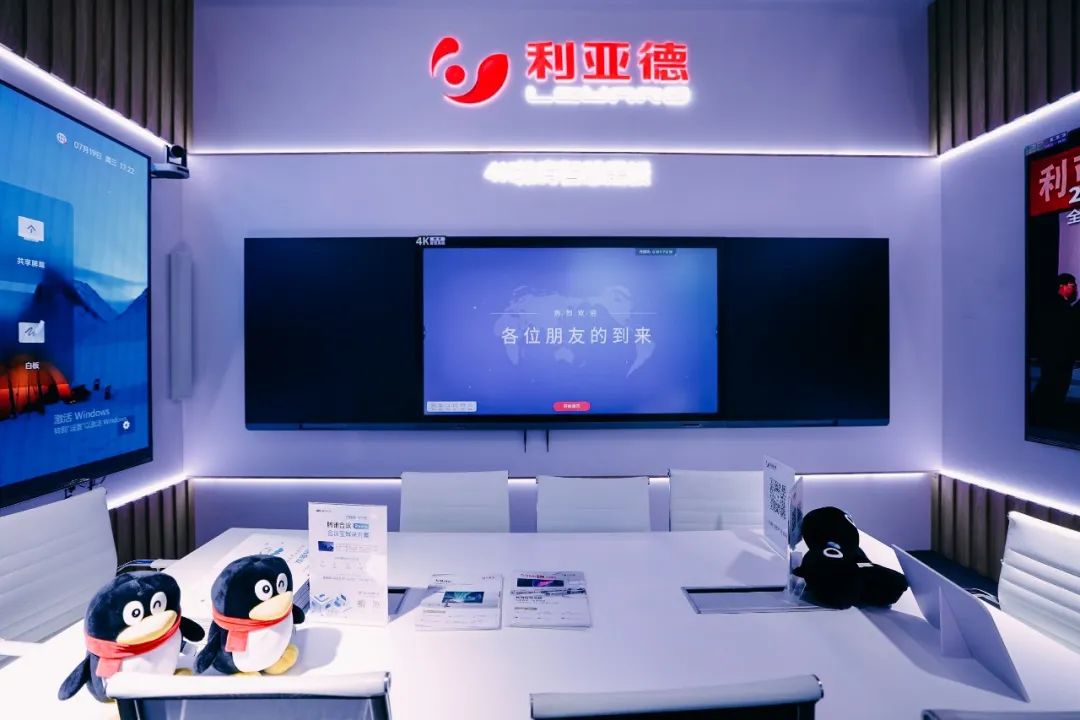 “AI+智能显示”引领未来 huatihui新品InfoComm展大放异彩