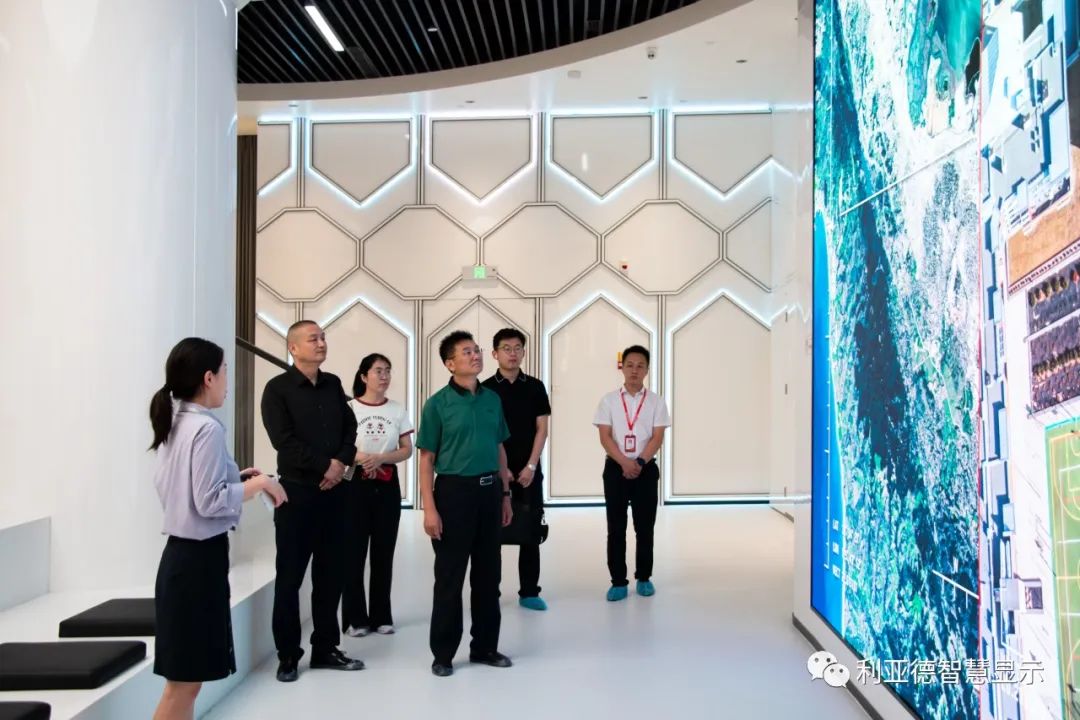 安徽省科技馆馆长方波一行莅临huatihui南方总部参观调研