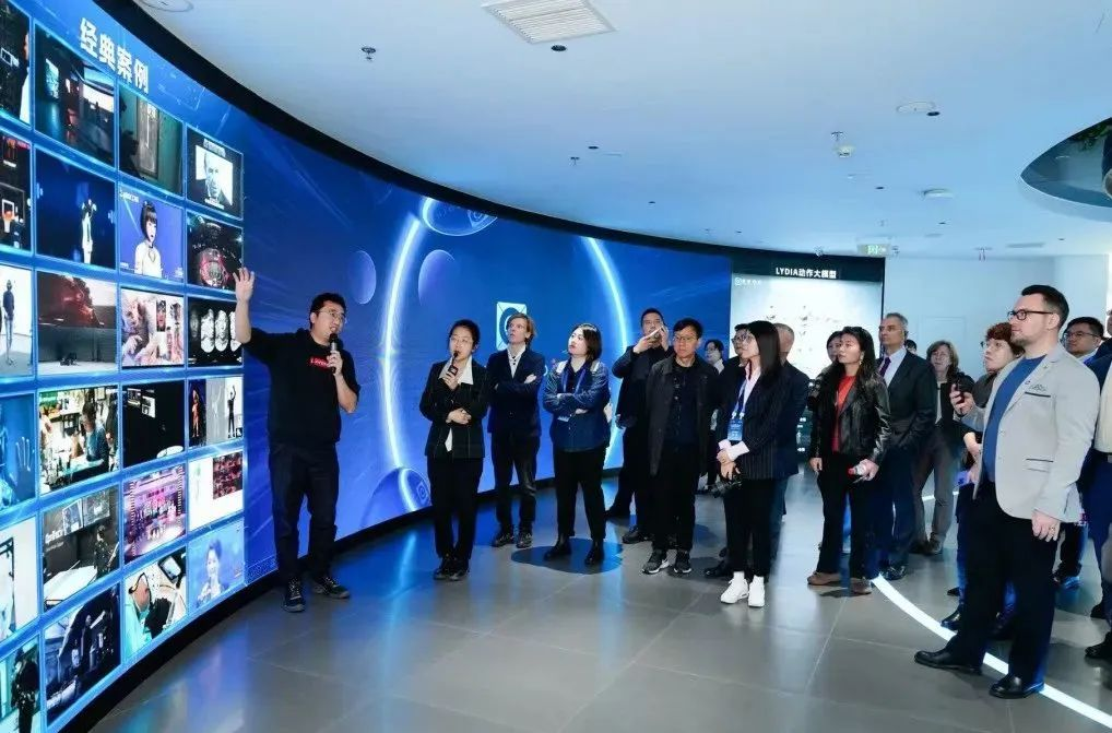 商务部副部长寄语德中企业丨huatihui·虚拟动点与德国商界代表共探可持续发展新机遇